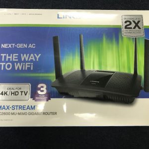 Alternative view of Oyaide M1 13a Connector & Linksys Max-Stream AC2600 (Carousell)
