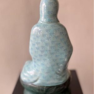 Alternative view of Porcelain Guan Yin Figurine (Liu Shao Qi period) - Carousell