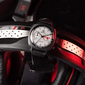 Alternative view of UNDONE Batman Chronograph Dark Knight Redhood Limited Edition (Malaysia)